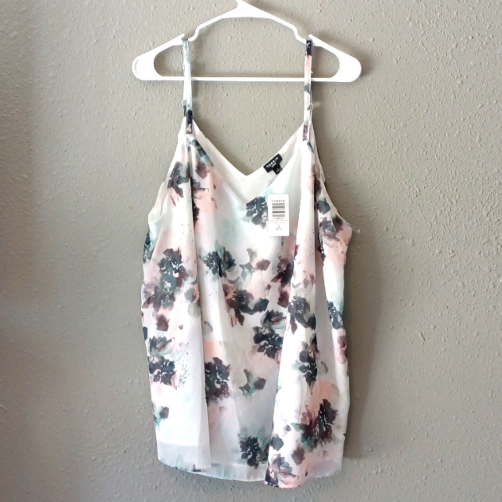 Torrid adjustable strap sheer top size 3 22/24
